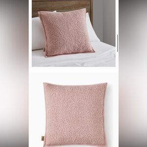 UGG - NEW Nisa Throw Pillow - Square Accent Pillow